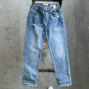 abercrombie & fitch jeans (mid rise boyfriend)